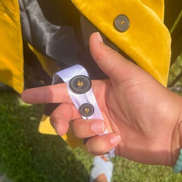 FRAME Denim Single Button Velvet Blazer NWT - Picture 11 of 15